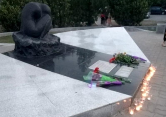 Эхо унесенных жизней: в Волгодонске отмечается День солидарности в борьбе с терроризмом