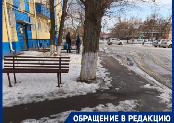 «Урны срезали, несите мусор куда хотите»: жители дома на Степной, 151 остались без жбанов для отходов