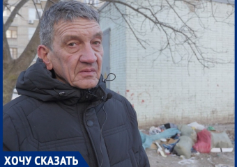 «Есть квитанции из магазина «Красное и белое»: сетевой магазин уличили в создании свалки у площади Победы 