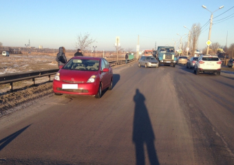 Авария у волгодонского отдела ГИБДД спровоцировала дорожный затор 