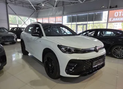 Товар дня: Volkswagen Tiguan L 2.0 AMT, 2026 г за 4 900 000 ₽  вместо  5 000 000 ₽  