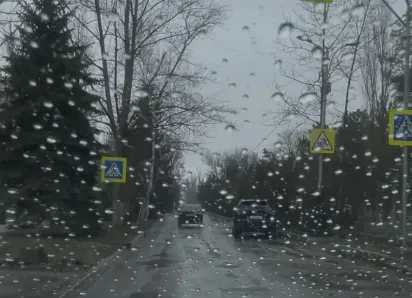 Субботника завтра не будет: погода испортила планы на уборку города