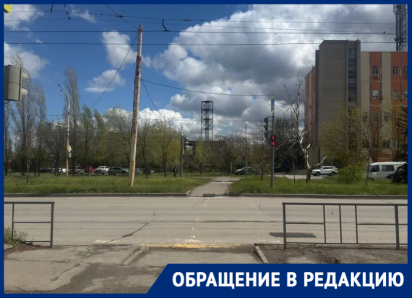 «Вильнул перед нами на бешеной скорости»: волгодончанка ищет свидетелей опасного ДТП