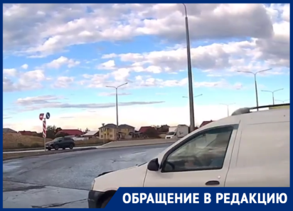 «Откуда такие одарённые берутся?»: на кольце с нового моста «Ларгус» вылетел прямо под машину