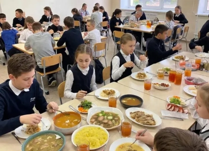 В этом году кормить обедом школьников начальных классов Волгодонска будут на 87 рублей