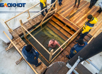 Общественный транспорт отвезет волгодонцев в порт на Крещение: расписание 