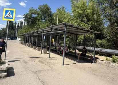 Десяток урн и угроза потопа: первые кадры ГИГА-остановки в Шлюзах 
