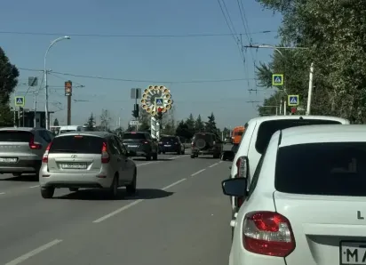 Великое бензиновое стояние: как волгодонцы штурмуют заправки в понедельник