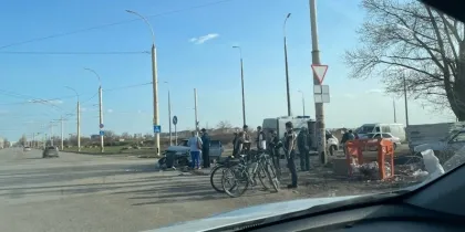 72-летнего водителя и его пассажирку увезли в больницу после ДТП в Волгодонске