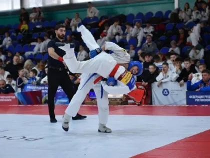 Ерлі-зайыптылардың серіктестерін ауыстыратын ерлі-зайыптылардың порносы