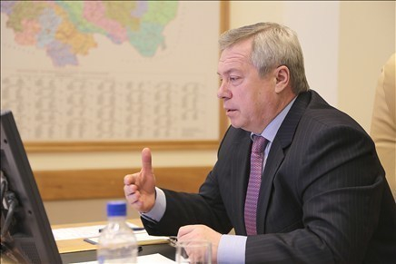 Волгодонцы могут пообщаться  с губернатором Василием Голубевым онлайн