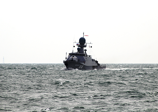 Экипаж МАК «Волгодонск» выполнил артиллерийские стрельбы по плавающим минам