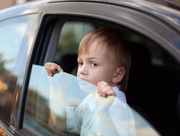 «Ребенок – пассажир»: ГИБДД повели спецмероприятие из-за роста тяжелых ДТП с участием несовершеннолетних