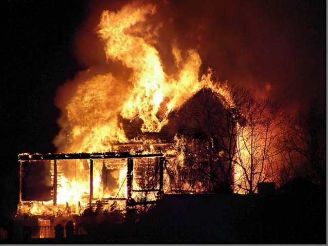 В Цимлянском районе сгорел частный дом