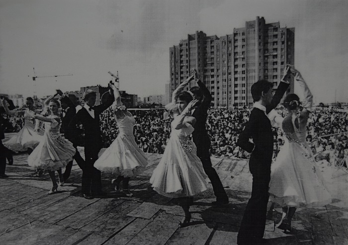 Волгодонск прежде и теперь: бальные танцы на фоне строящегося ДК имени Курчатова