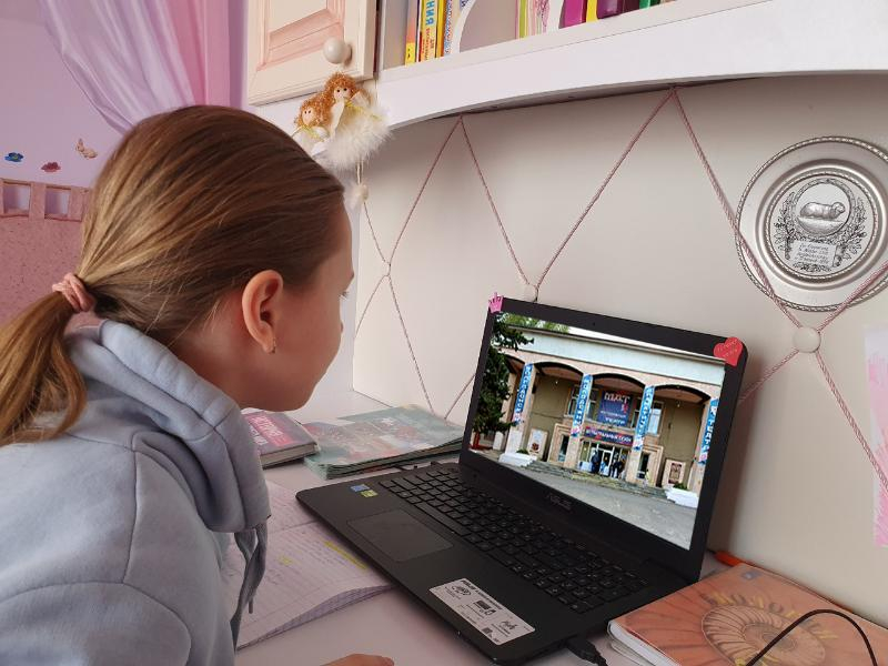 Волгодонский молодежный драмтеатр переходит в социальные сети на время самоизоляции