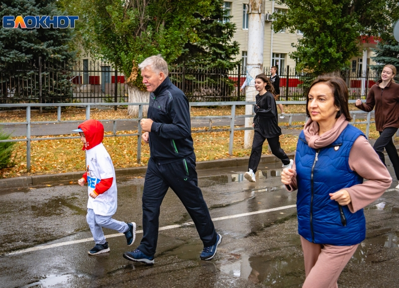 Бежал мэр, «боевые бабушки» и маленькие дети: как прошел «Кросс нации» в Волгодонске