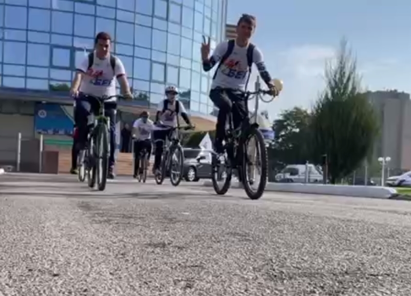 Измерять радиационный фон отправились на велосипедах сотрудники Ростовской АЭС