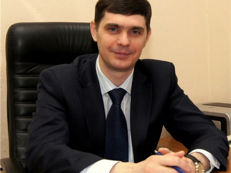 Следить за распоряжениями Голубева в Волгодонске будет министр промышленности Андрей Савельев