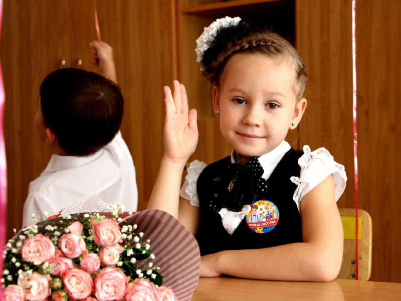 18 000 на мальчика, 22 000 на девочку: сколько стоит собрать ребенка в школу в Волгодонске