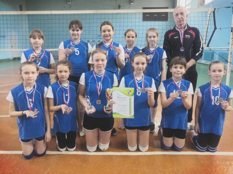 Юные волейболистки из Волгодонска заняли второе место на турнире в Таганроге