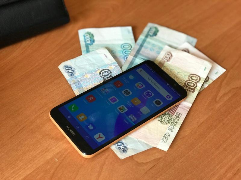 Жительница Дубовского района лишилась 93 тысяч рублей после телефонного звонка