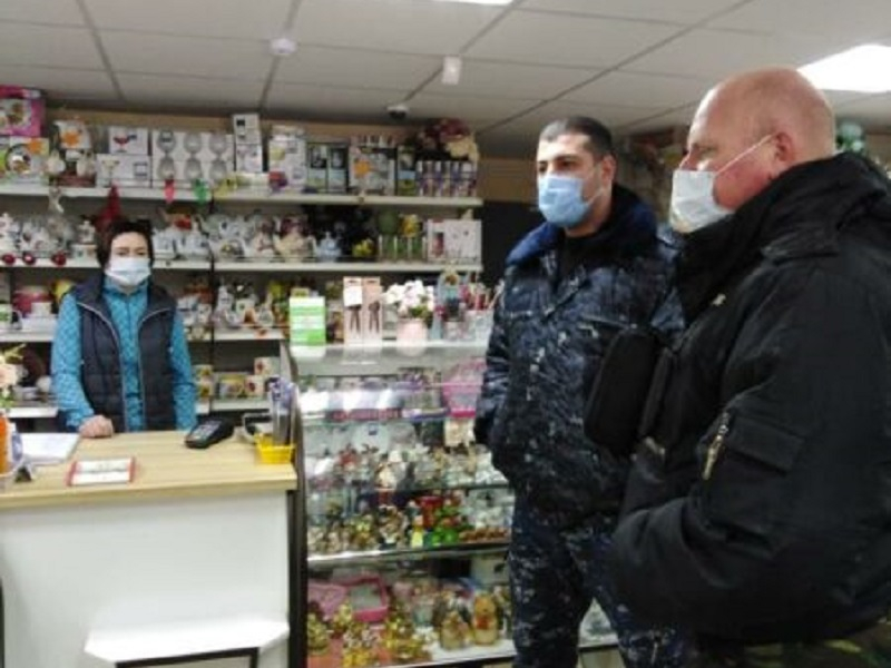 За три недели в Волгодонске провели 1 тысячу проверок масочного режима