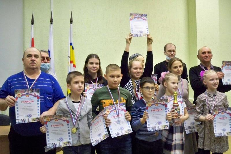 Традиционный Рождественский турнир по шахматам выявил лучших спортсменов Волгодонска