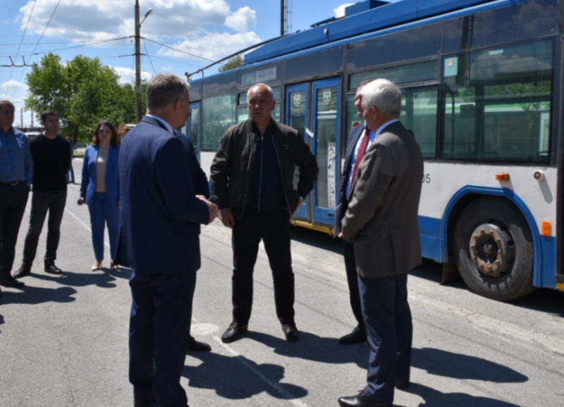 Отсутствуют средства дезинфекции: что не понравилось министру транспорта в автобусах Волгодонска