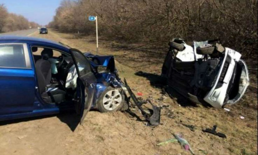 Новорожденная девочка и двое взрослых погибли в ДТП на автодороге Ростов-Волгодонск