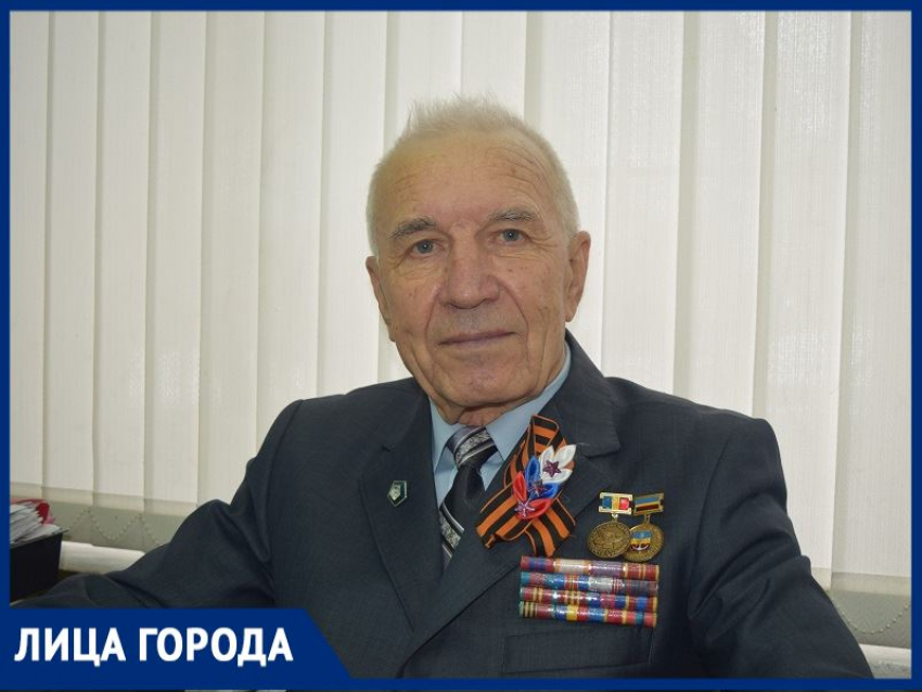 «Как-то вооруженные бандиты напали на «Сберкассу» в В-5 и отстреливались от милиции на крыше девятиэтажки»: Владимир Мельников 