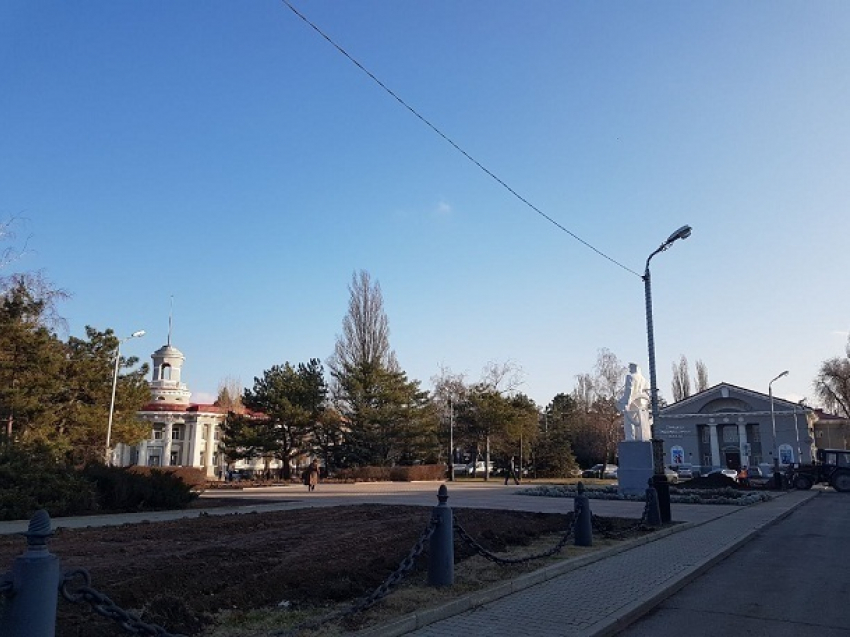 Несмотря на яркое солнце сегодня в Волгодонске термометры опустятся ниже нуля