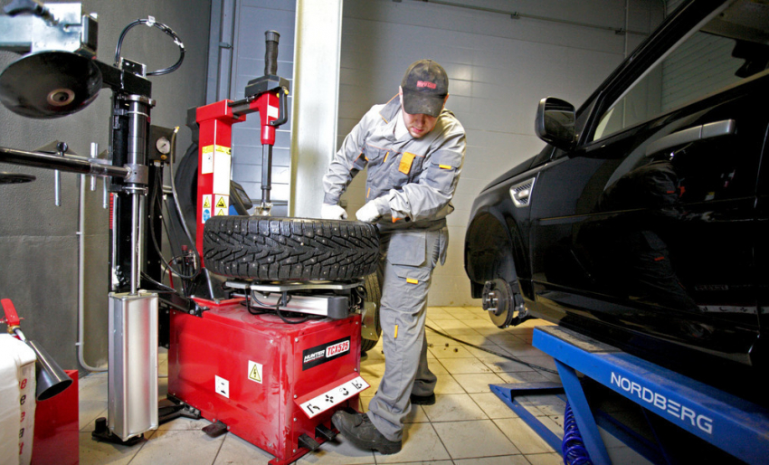 Автотехцентр «PIT STOP»  - качество ремонта автомобиля складывается из мелочей! 