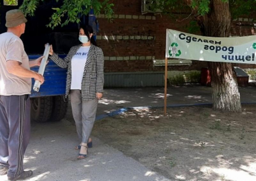 «Собрать и обезвредить»: в Волгодонске прошла акция по сбору ртутьсодержащих ламп