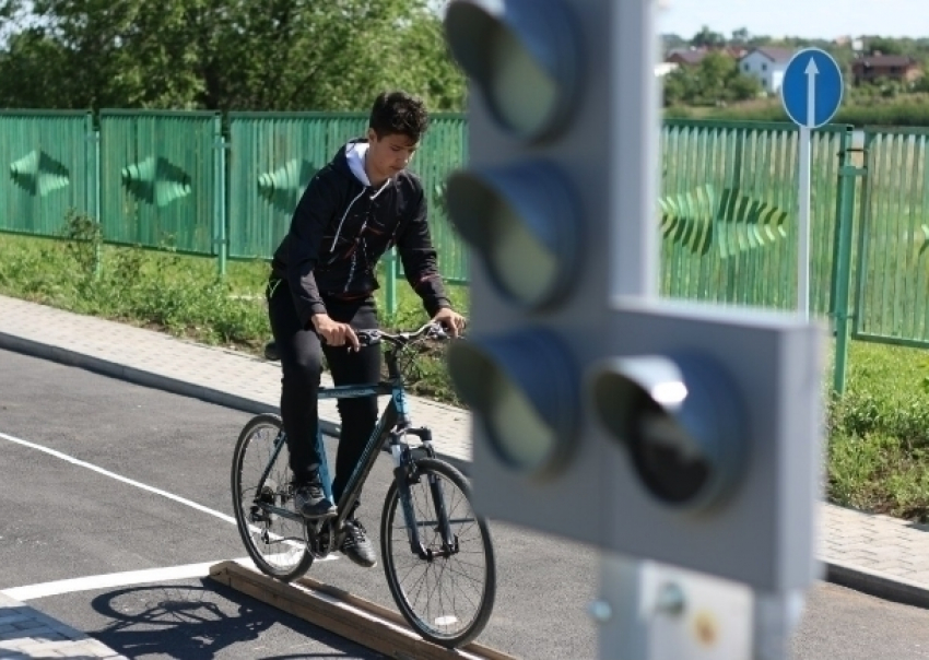 Юные велосипедисты в Волгодонске посоревнуются в фигурном вождении
