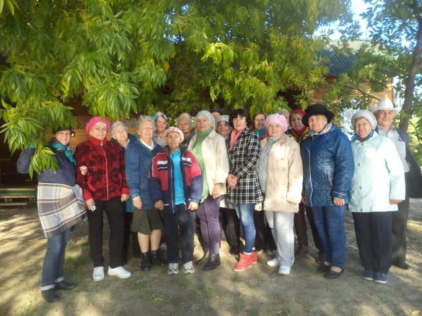 Общественники организовали поездку для пожилых людей и инвалидов на берег Дона