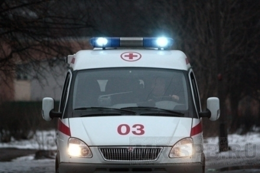 В столкновении «Киа» и КАМАЗа на дороге Шахты-Цимлянск пострадали 5 человек