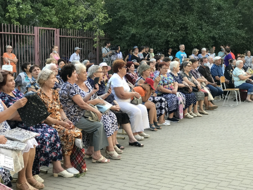 Песни, танцы и счастливые дети: как округ №7 отметил 70-летний юбилей Волгодонска