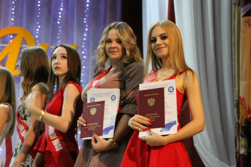 Торжественное вручение дипломов выпускникам ВИТИ НИЯУ МИФИ состоялось в ДК имени Курчатова