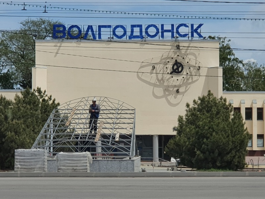 Подземный переход у вокзала почти обрел крышу