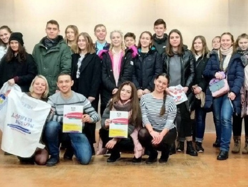 Бригады волонтеров Волгодонска помогут людям, нуждающимся в помощи принять участие в выборах 