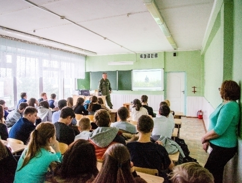 На встрече посвященной Дню неизвестного солдата волгодонским школьникам рассказали о Великой Отечественной Войне