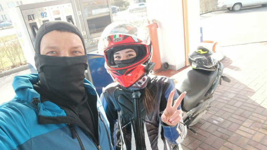 «И меня к тебе унесут»: в Волгодонске молодая пара разбилась насмерть на мотоцикле через два месяца после свадьбы