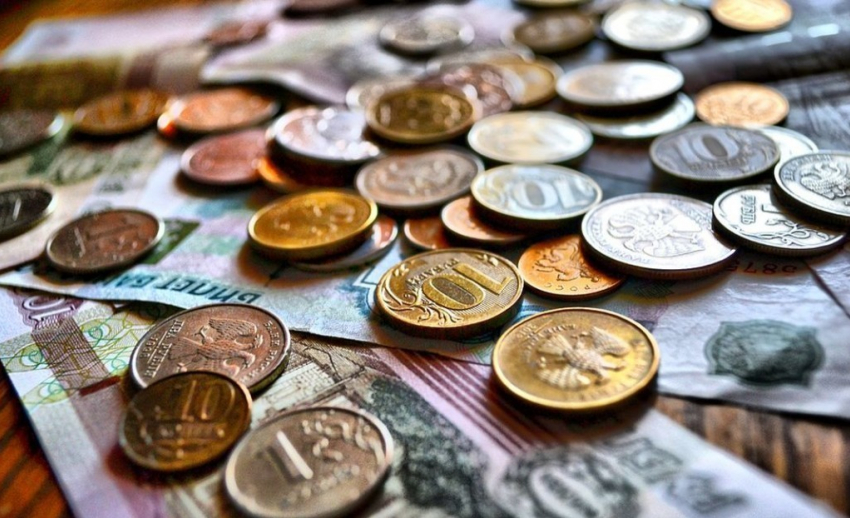 К 2030 году зарплаты волгодонцев планируют довести до 90 000 рублей в месяц