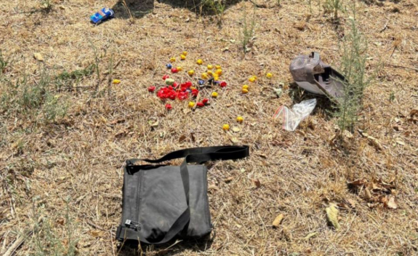 Закладчик попался с крупной партией наркотиков в селе Дубовском