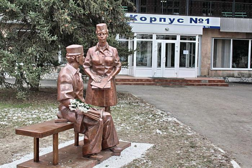 Врачи Волгодонска отмечают профессиональный праздник