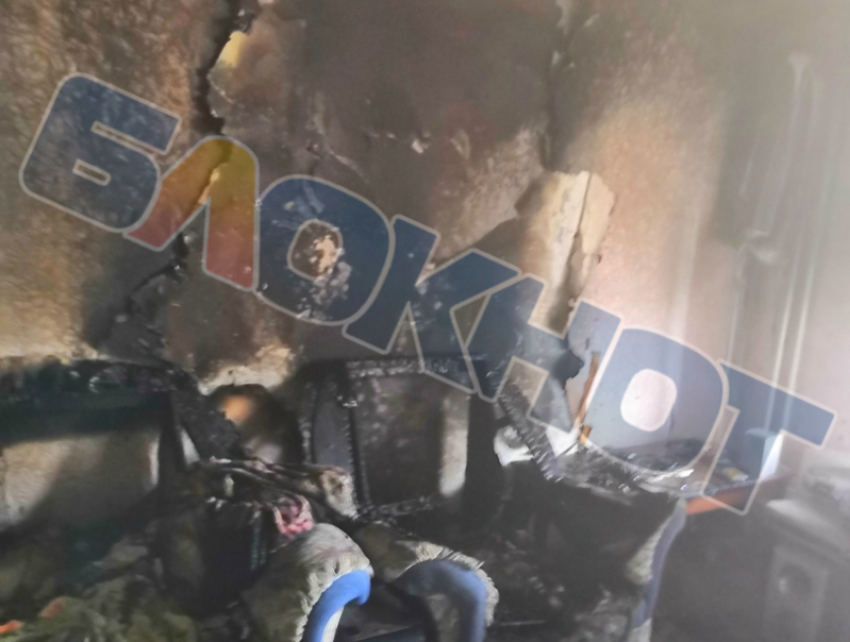 Зарядка аккумулятора привела к крупному пожару в квартире на Гагарина