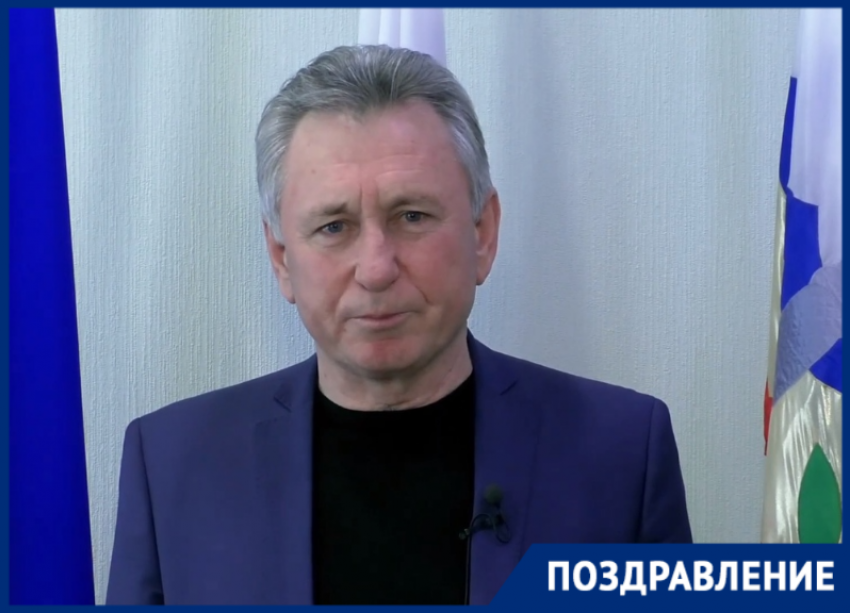 Виктор Мельников поздравил работников ЖКХ с профессиональным праздником