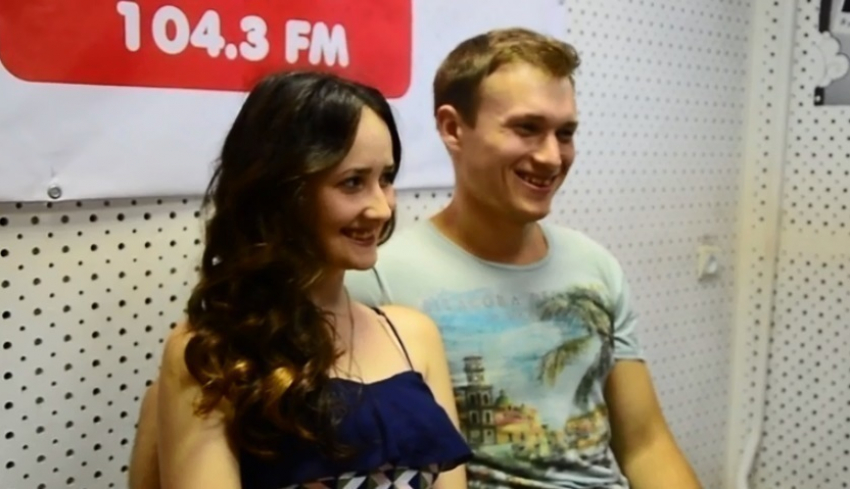 Алексей и Александра дали клятву вечной любви друг к другу в прямом эфире LOVE RADIO