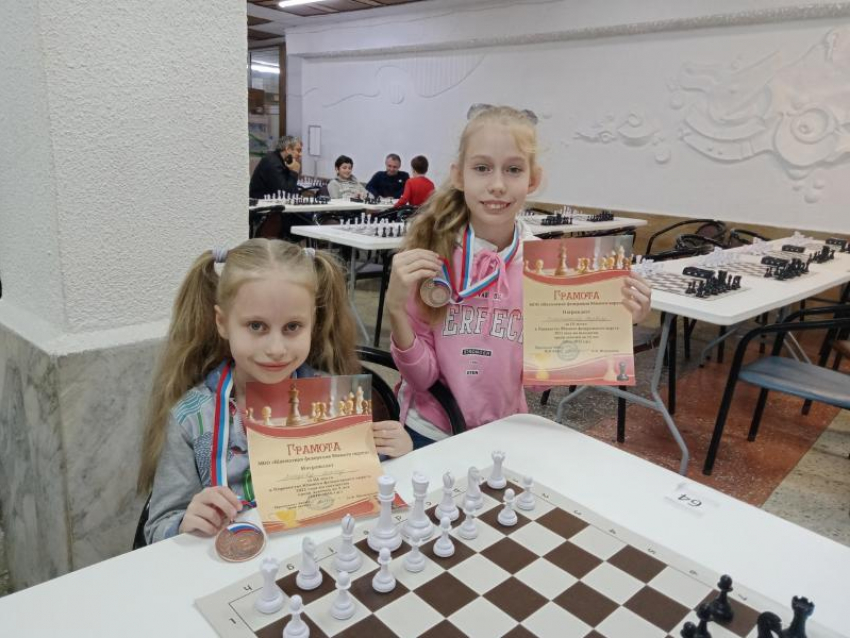 Представить Волгодонск на Первенстве России смогут юные шахматистки 